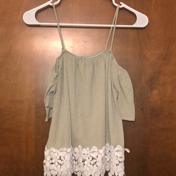 blouse - Picture 1 of 1